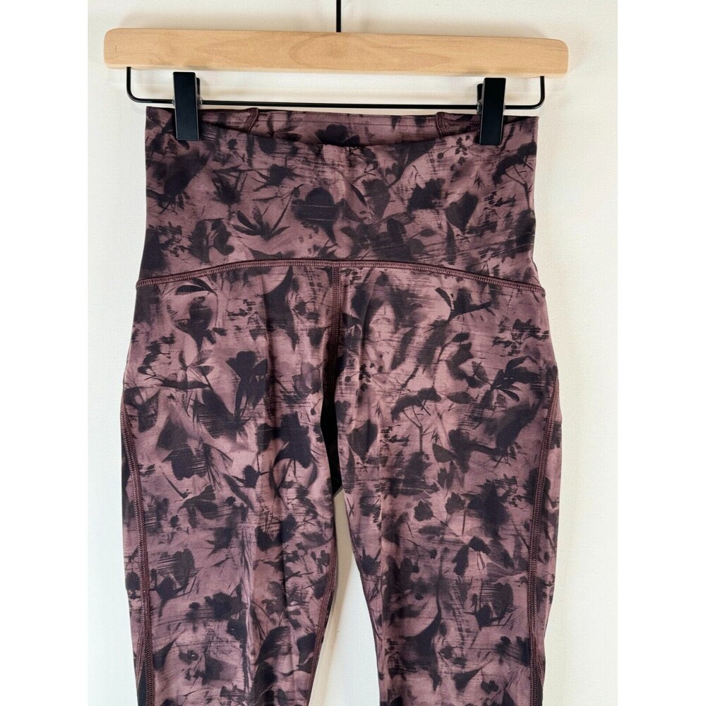 Lululemon Womens Leggings Purple Movement Tight Floral Pull On Stretch Size 4 - Picture 6 of 7